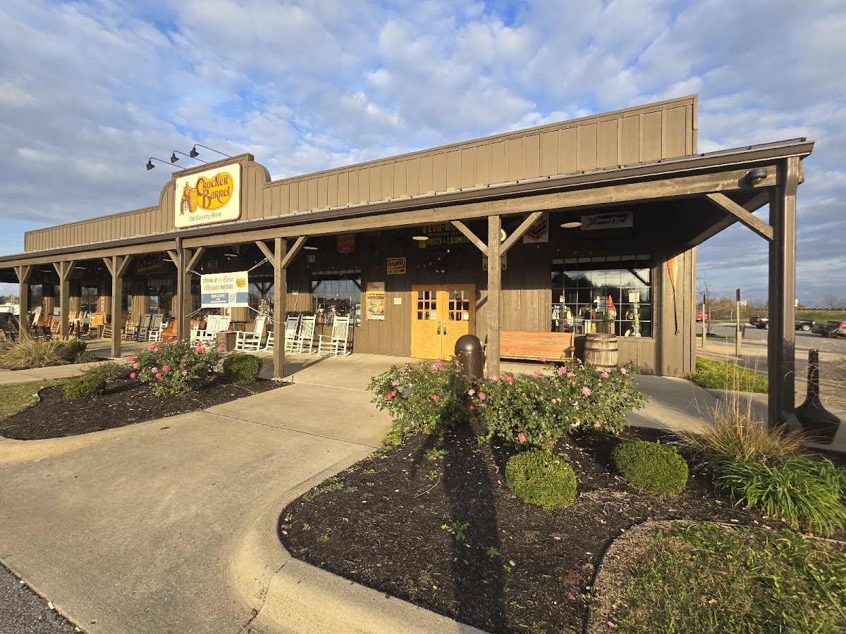 Cracker Barrel Old Country Store-4